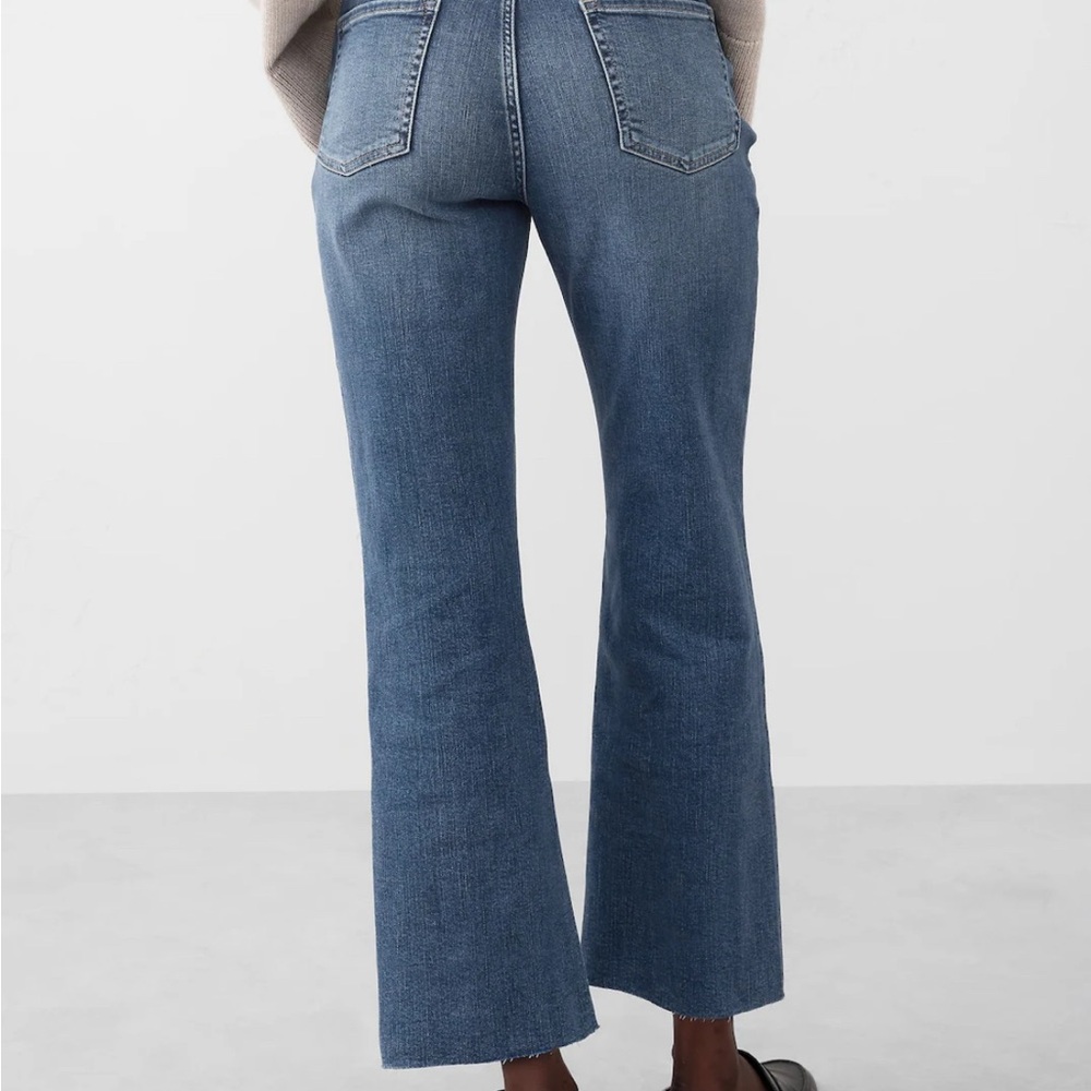 BANANA REPUBLIC FACTORY high rise boot cut jean. Size 10 - Picture 2 of 3